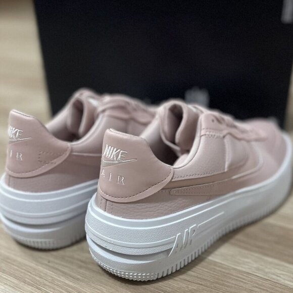 Nike AF1 PLT.AF.ORM🔥New Women Pink/White Casual Shoes DJ9946 602 - Picture 3 of 9